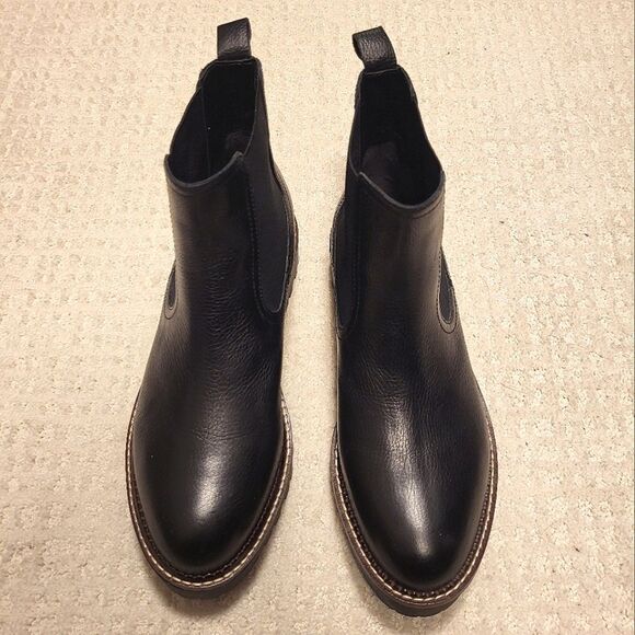 Brand New NWOT Caslon Miller Chelsea Black Leather Boots. Size 9, never worn. - Picture 14 of 16